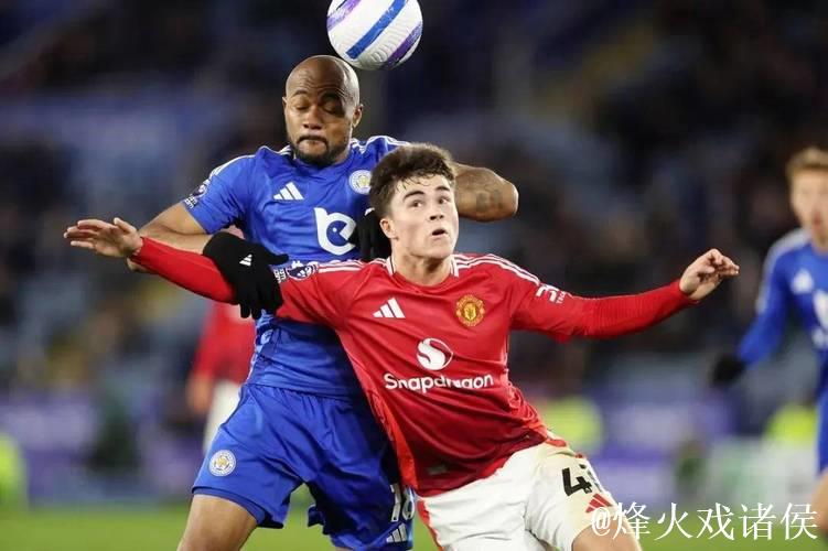 曼晚：青训小将疑似用晒照回应阿莫林言论，阿马斯与奥比参与其中