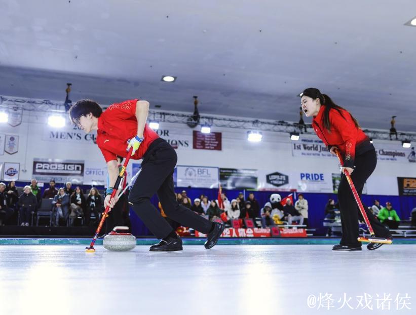 冬奥会冰壶落选赛:中国混双组合小组第二晋级 冬奥会冰壶落选赛:中国混双组合小组第二晋级